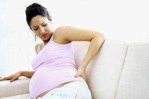 back-pain-in-pregnancy-768x512-300x200.jpg