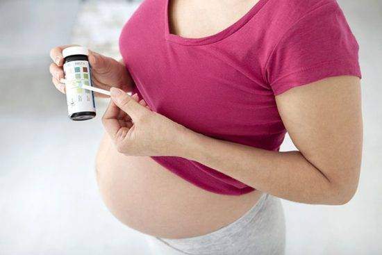 Urinalysis_in_pregnant_women_1-550x367.jpg